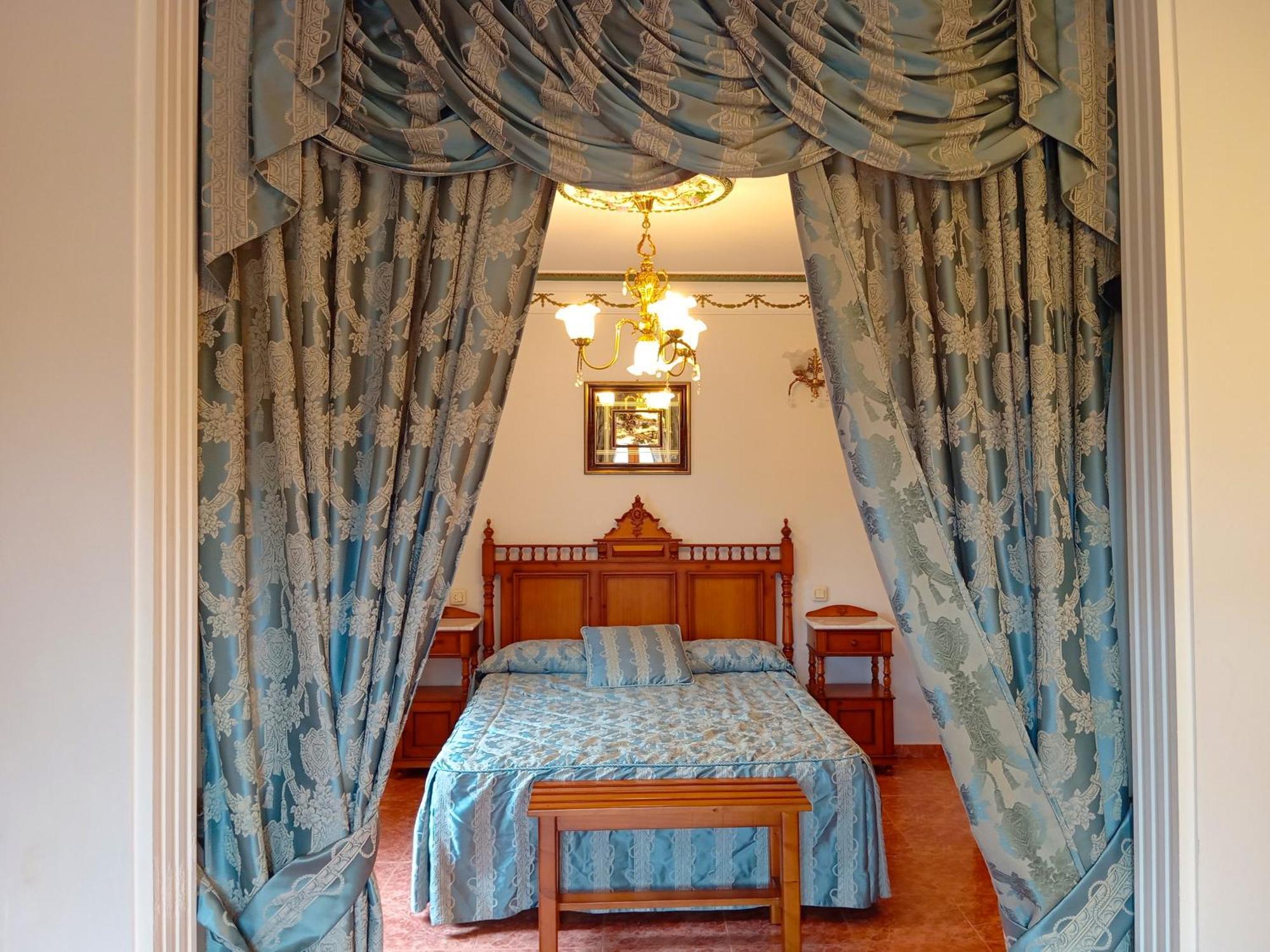 Hotel La Rueda 3000 Mora de Rubielos Ngoại thất bức ảnh