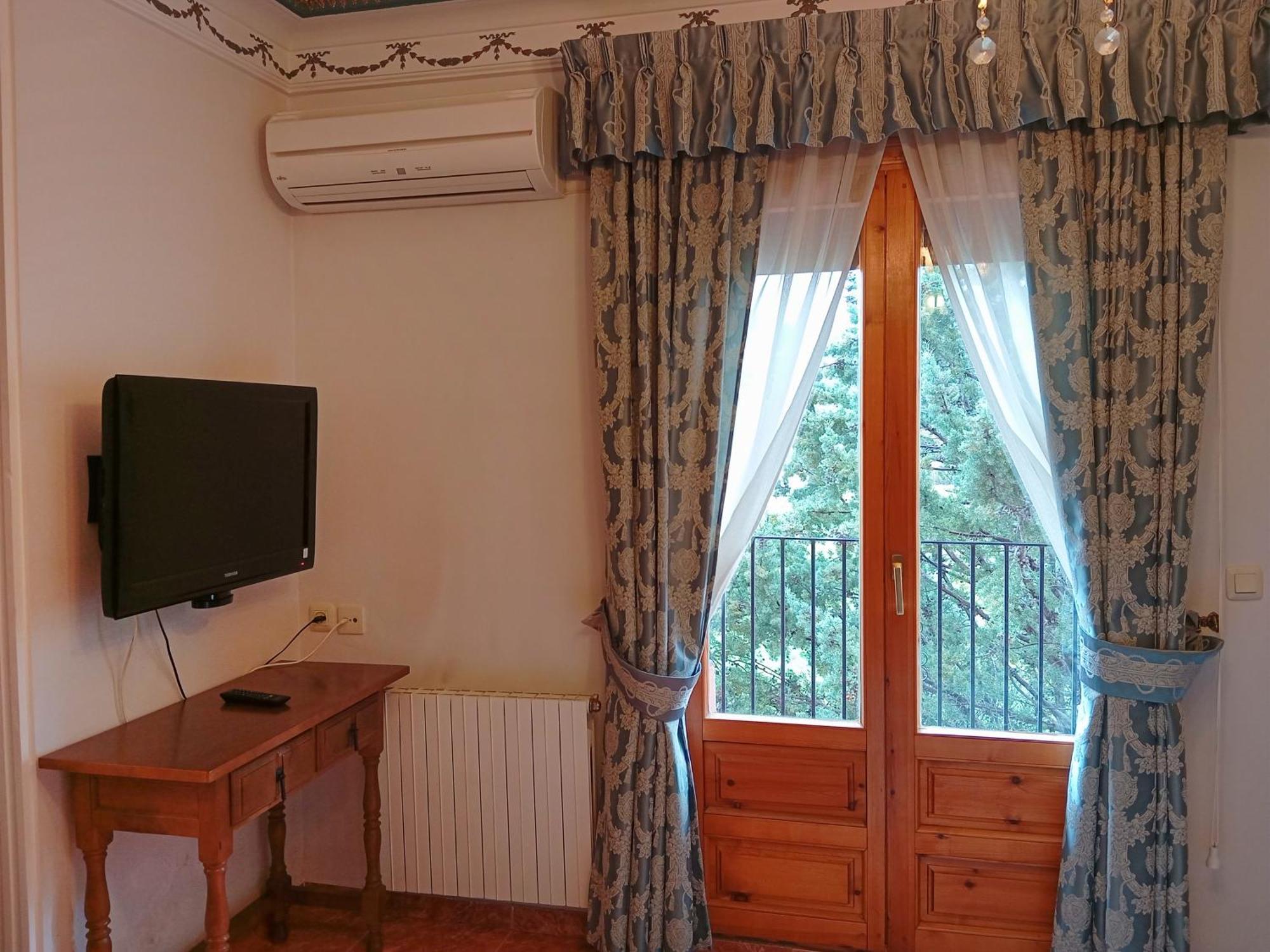 Hotel La Rueda 3000 Mora de Rubielos Ngoại thất bức ảnh
